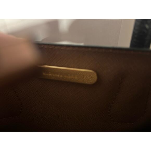 Michael Kors Small Leather Black Jet Set Tote Crossbody Bag Gold Hardware - Picture 9 of 10